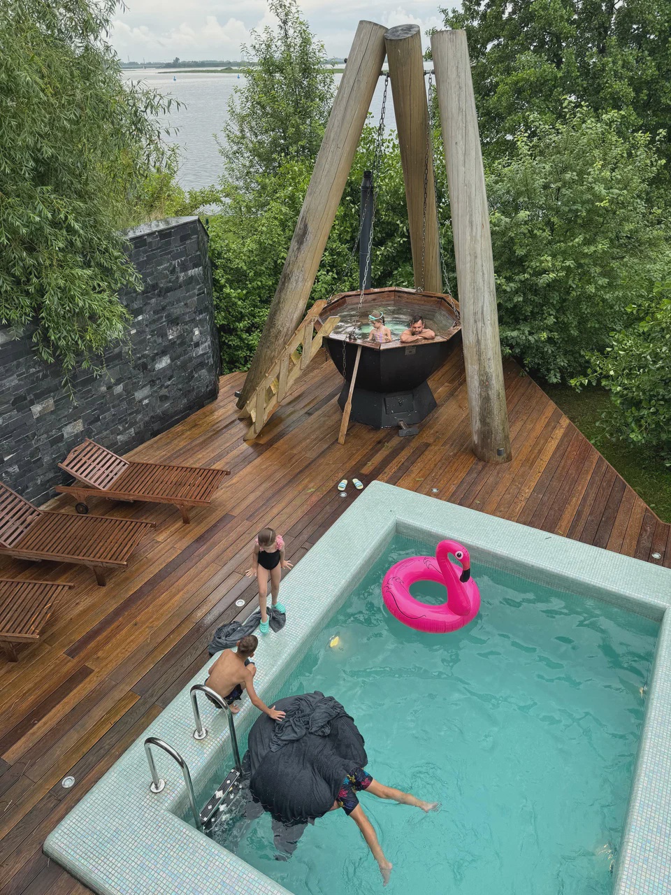 Рестораны, банные комплексы