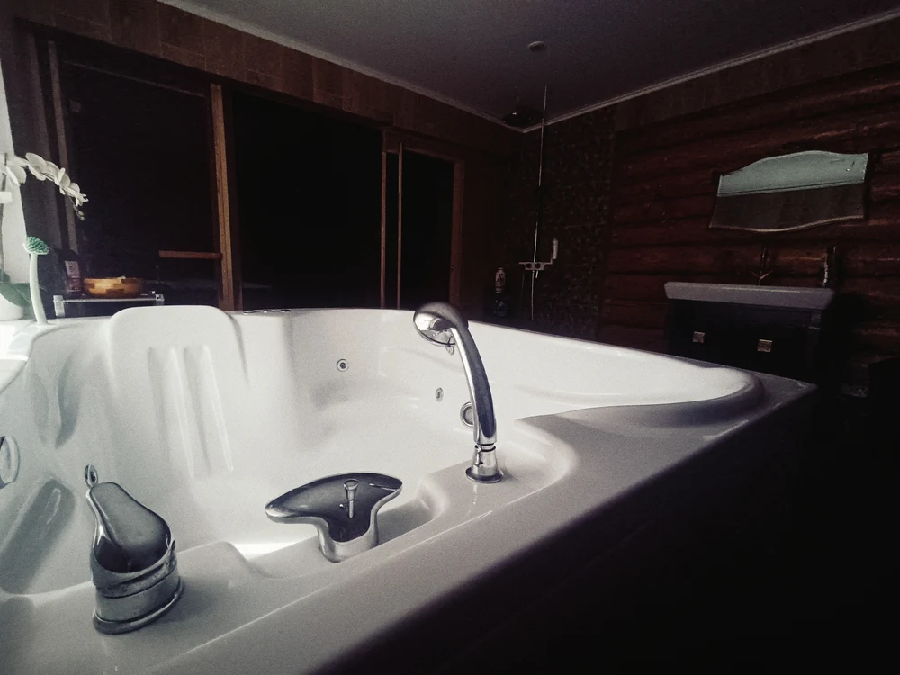 Баня, джакузи и сауна